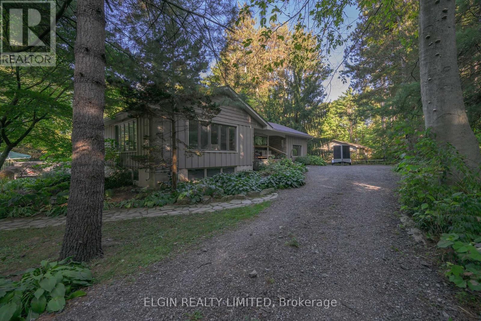 8031 ROGERS ROAD, Malahide