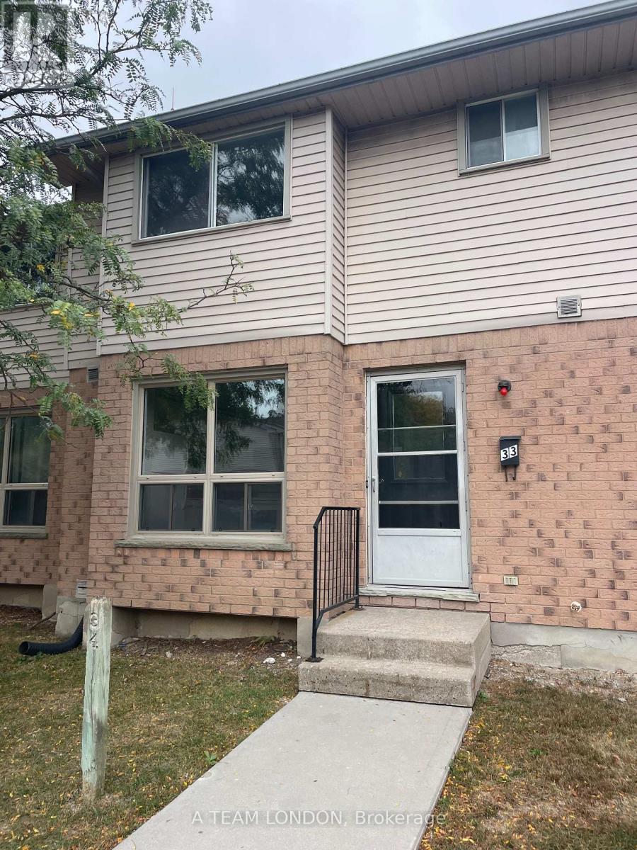 33 - 126 BELMONT DRIVE, London South (South O)