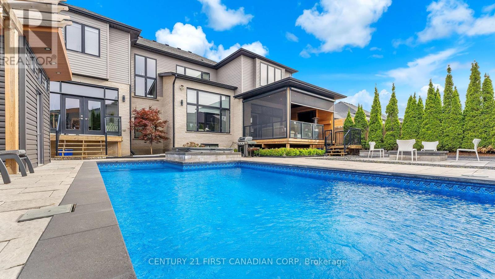 6584 FRENCH AVENUE, London South (South V)