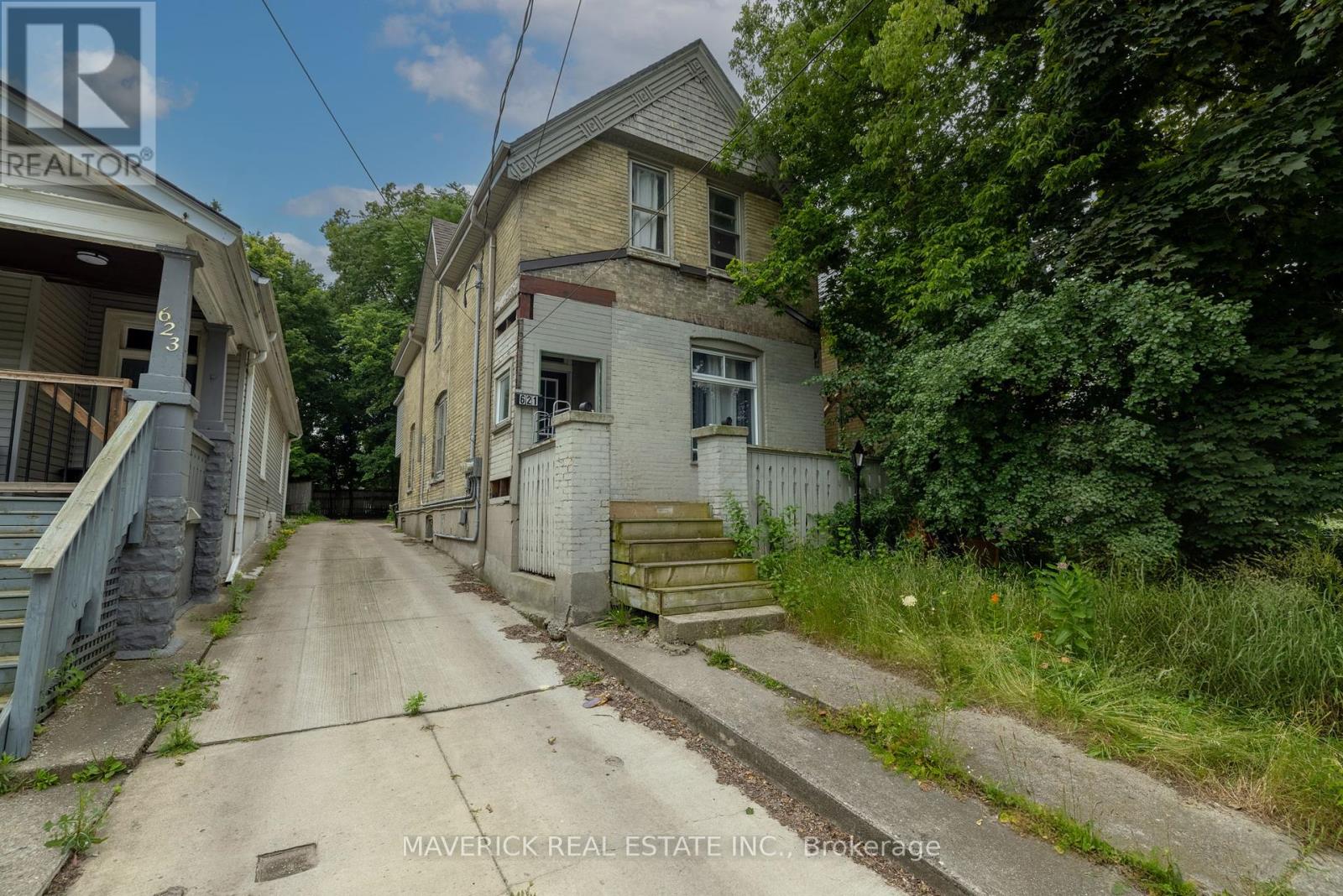 621 DUFFERIN AVENUE, London