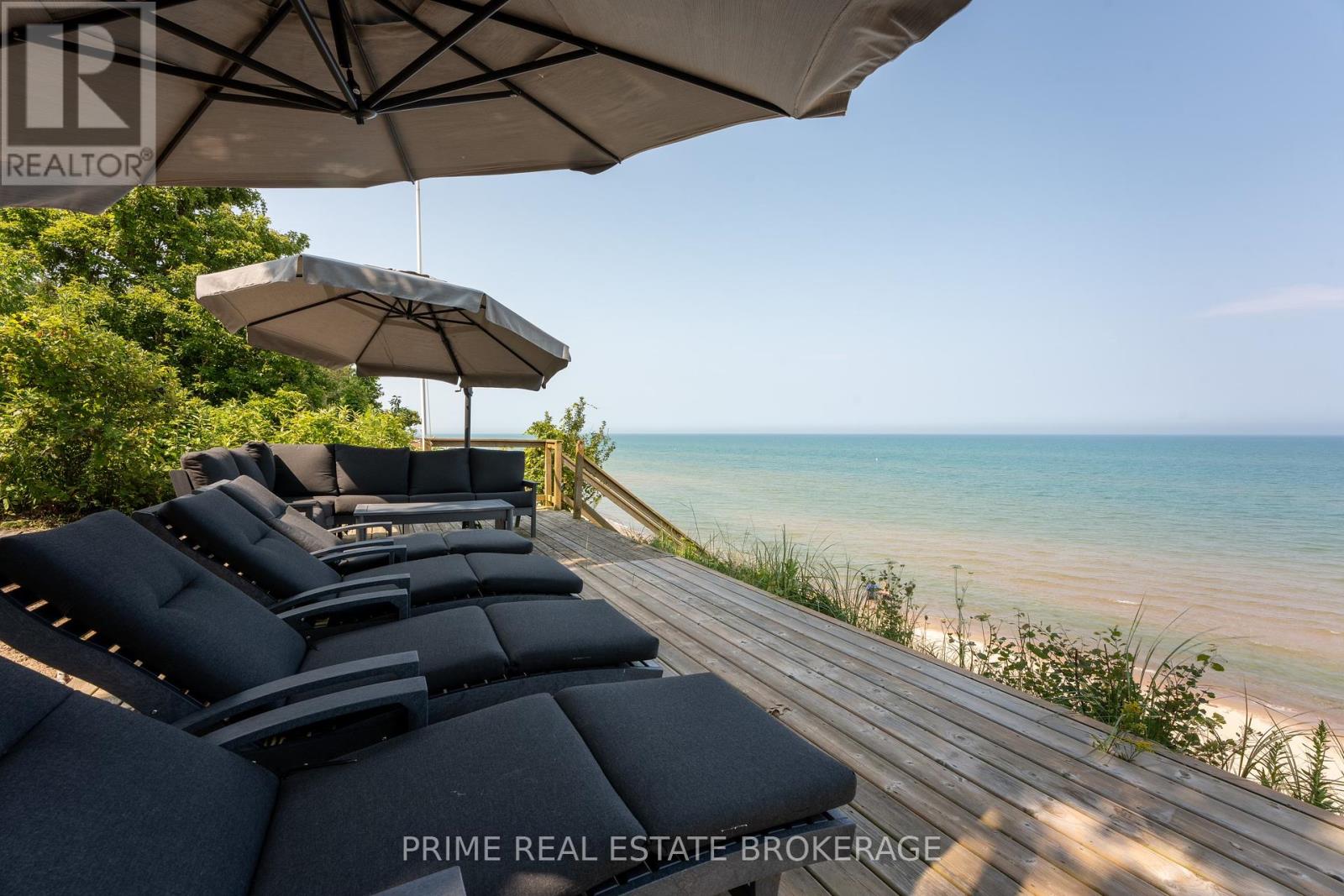 9848 HURON PLACE, Lambton Shores (Grand Bend)