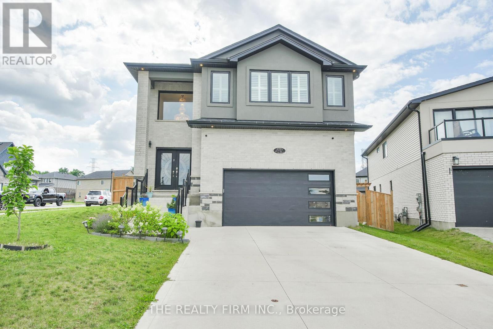 2391 DAISY BEND, London