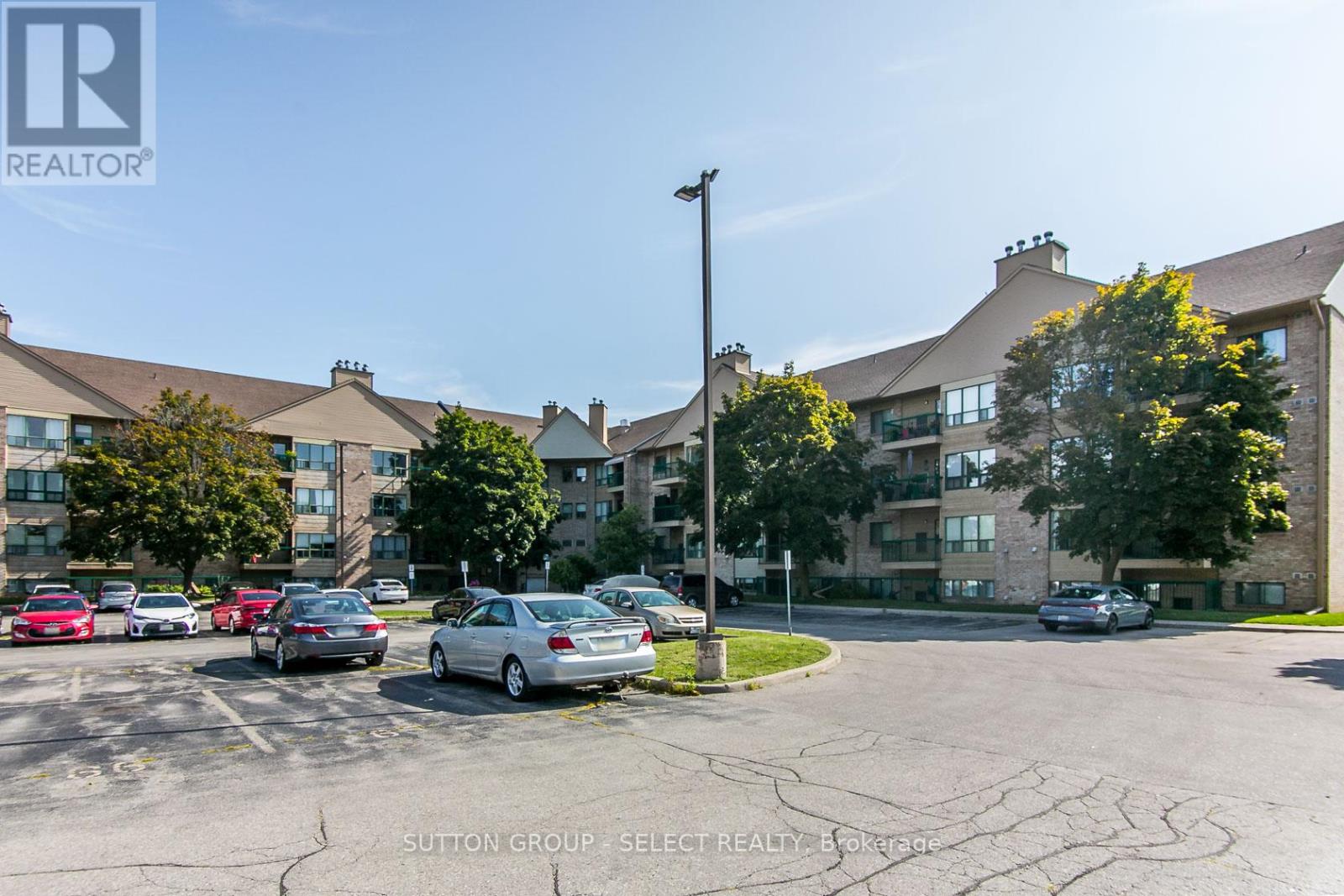 216 - 15 HOFSTETTER AVENUE, Kitchener