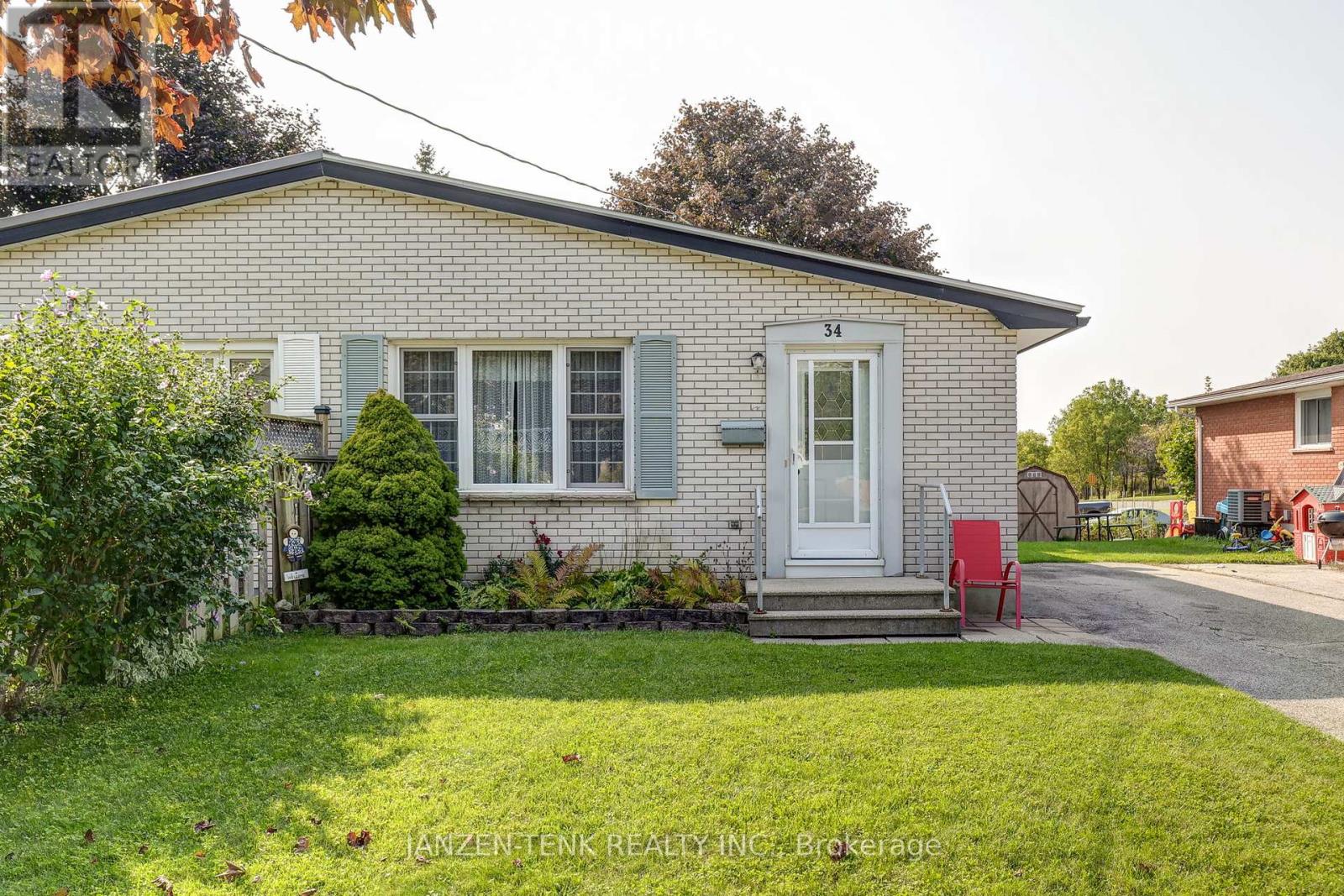 34 PARKVIEW HEIGHTS, Aylmer (AY)