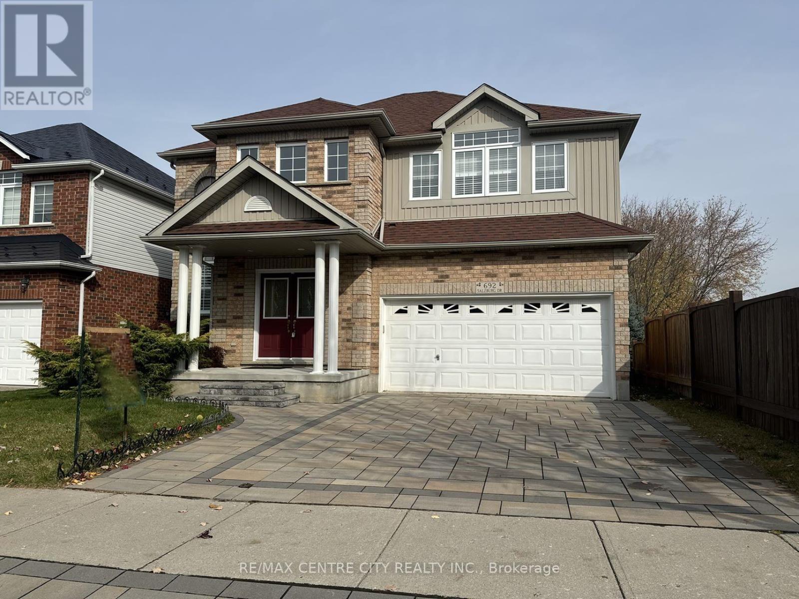 692 SALZBURG DRIVE, Waterloo