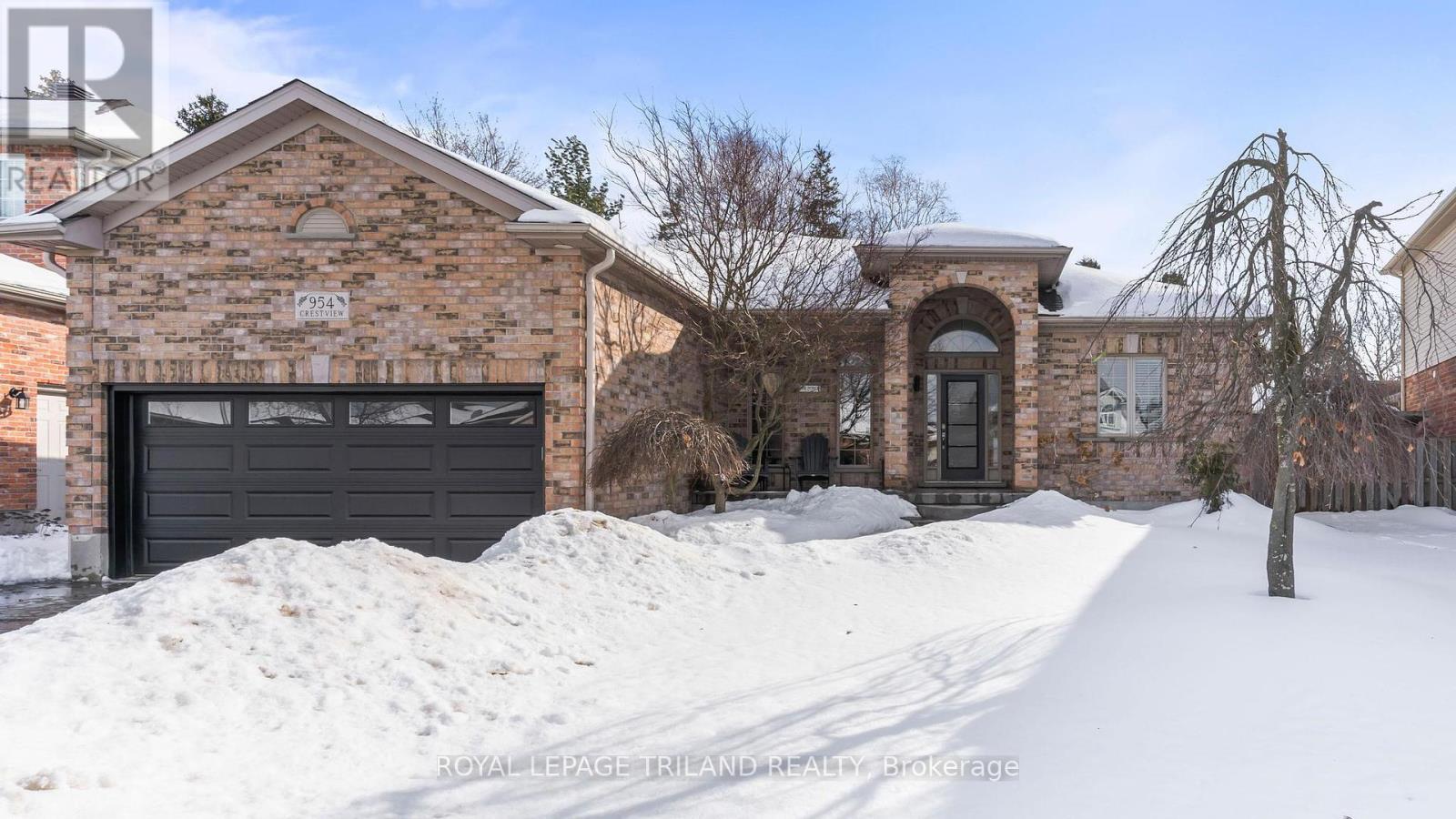 954 CRESTVIEW CRESCENT, London