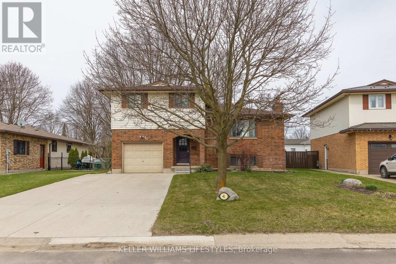 41 WESTGATE AVENUE, Strathroy-Caradoc (SW)