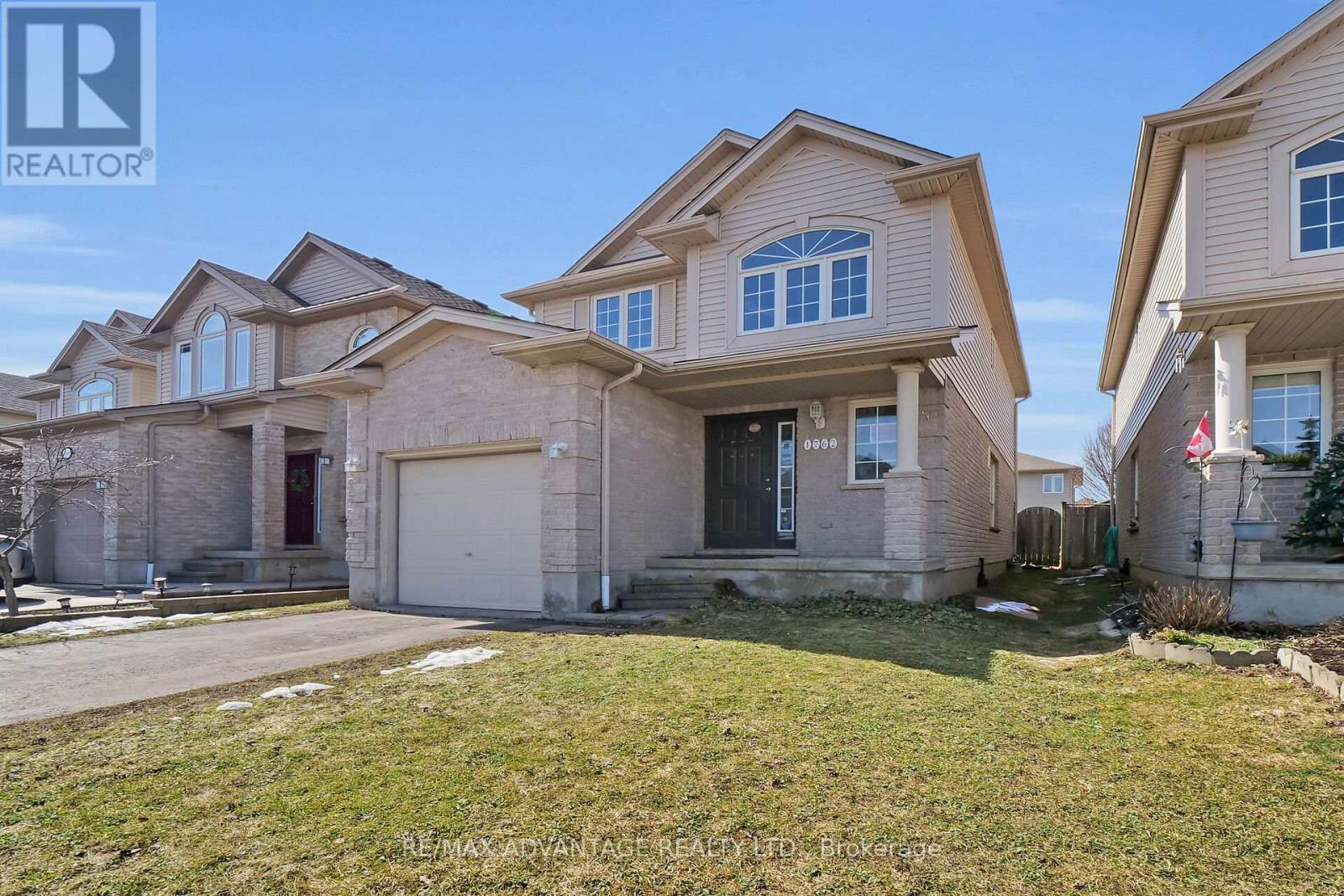 1762 MICKLEBOROUGH DRIVE, London