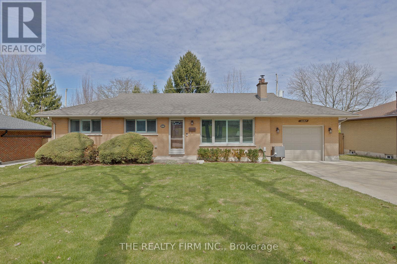 1147 BYRON BASELINE ROAD, London South (South B)
