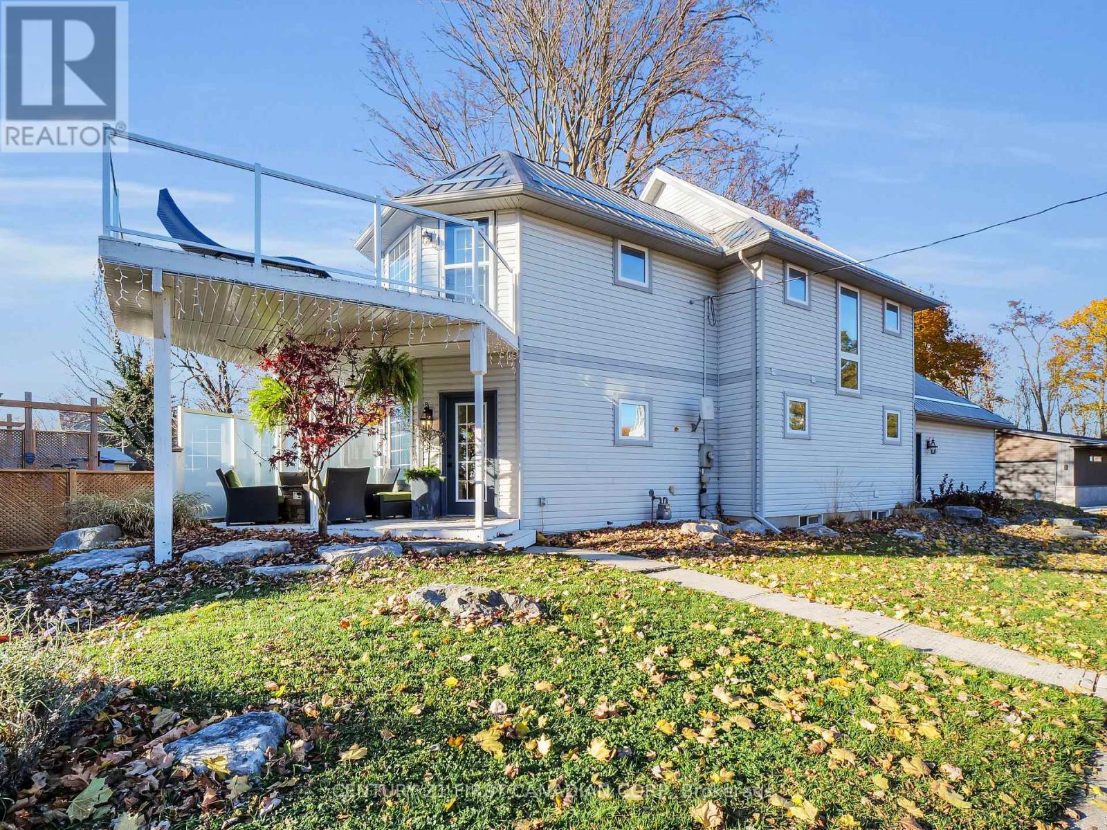 379 FRONT STREET, Central Elgin (Port Stanley)