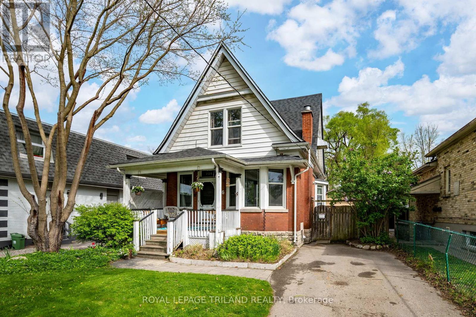 296 SIMCOE STREET, London East (East K)