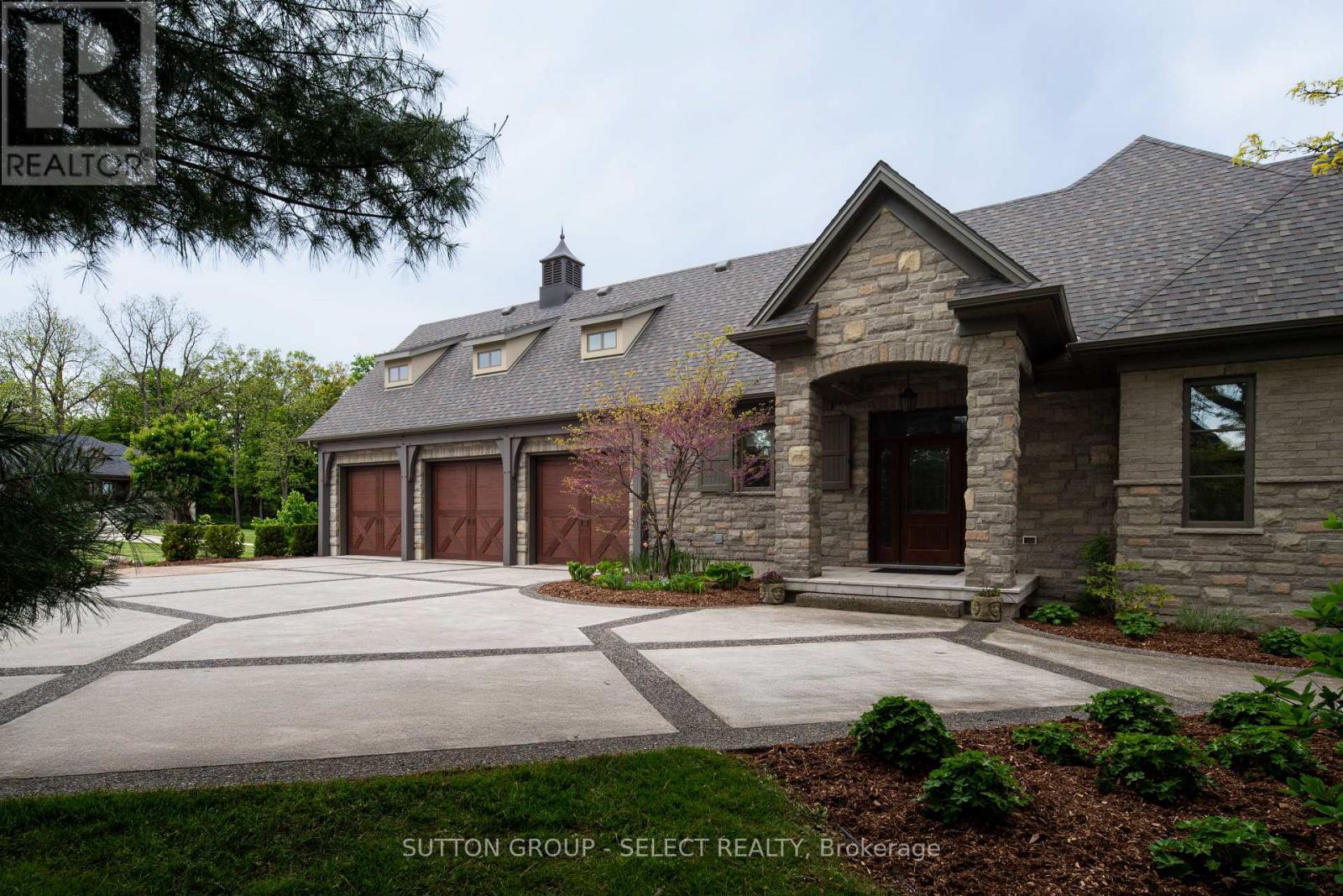 1011 CHERRYGROVE DRIVE, London South (South K)