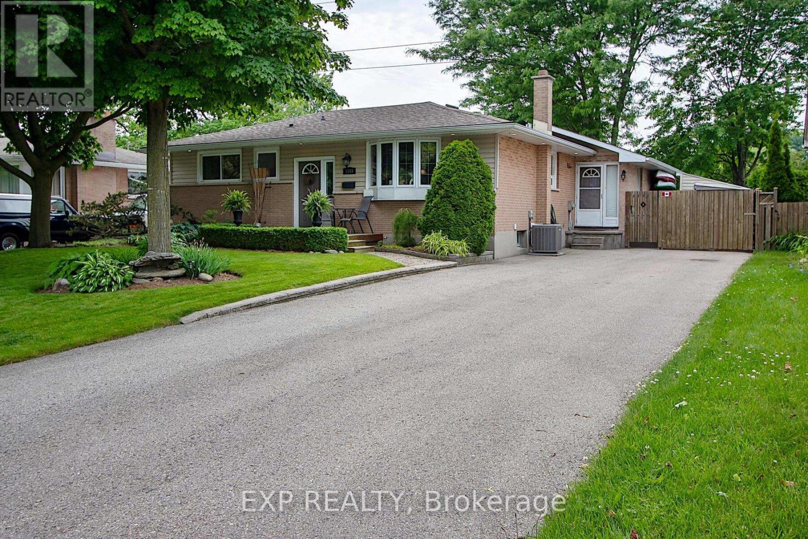 1183 ADDISON DRIVE, London East (East D)
