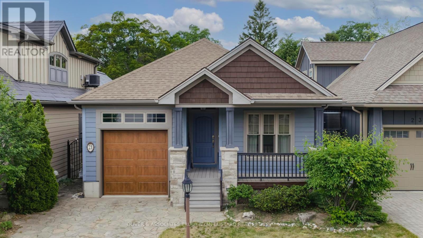 2 - 21 WONDERGROVE COURT, Lambton Shores (Grand Bend)