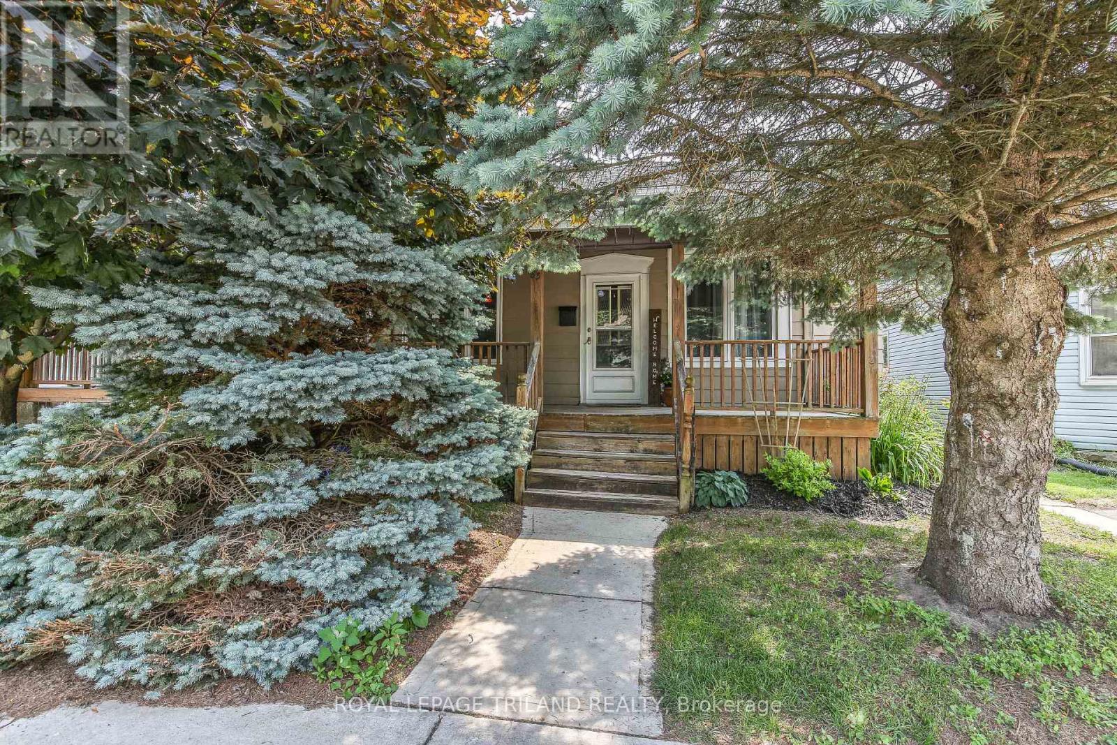 83 FLORA STREET, St. Thomas