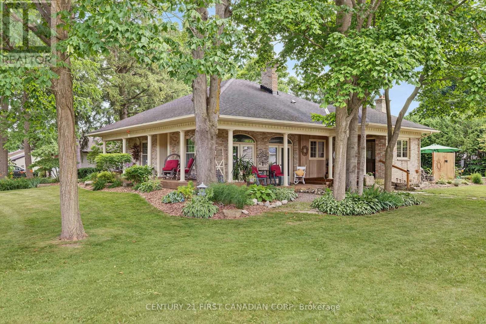 24439 POPLAR HILL ROAD, Middlesex Centre (Poplar Hill)