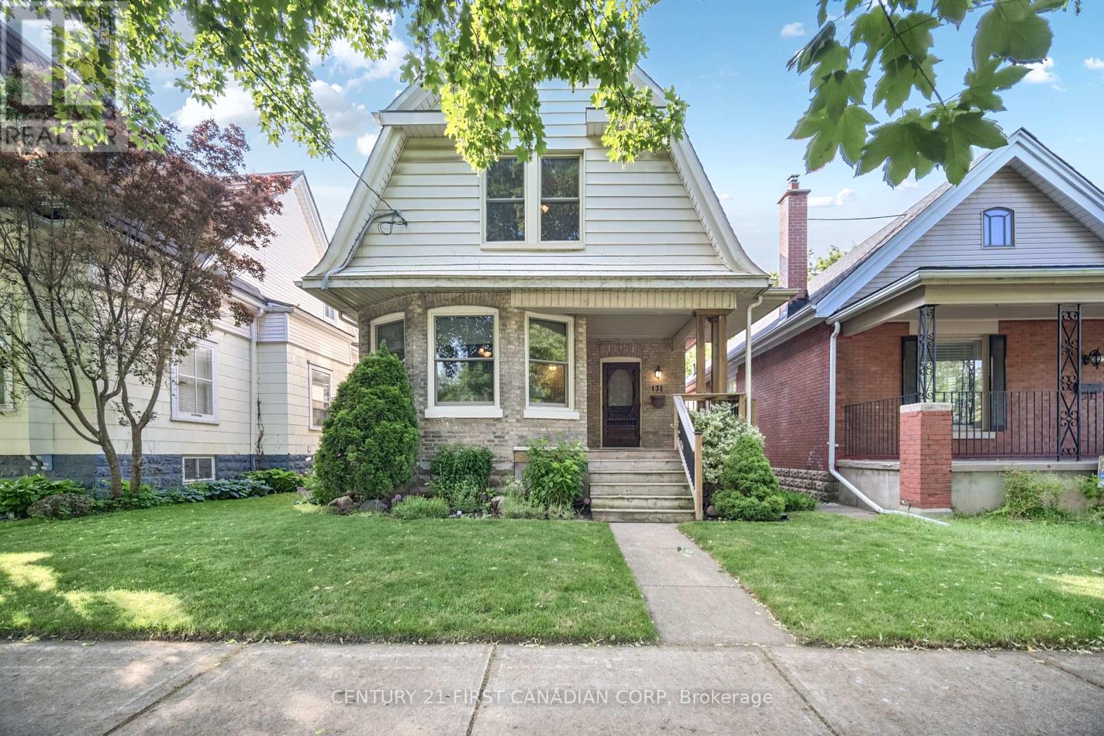 171 MOUNT PLEASANT AVENUE, London North (North N)