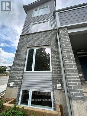 1 - 990 DEVERON CRESCENT, London South (South J)