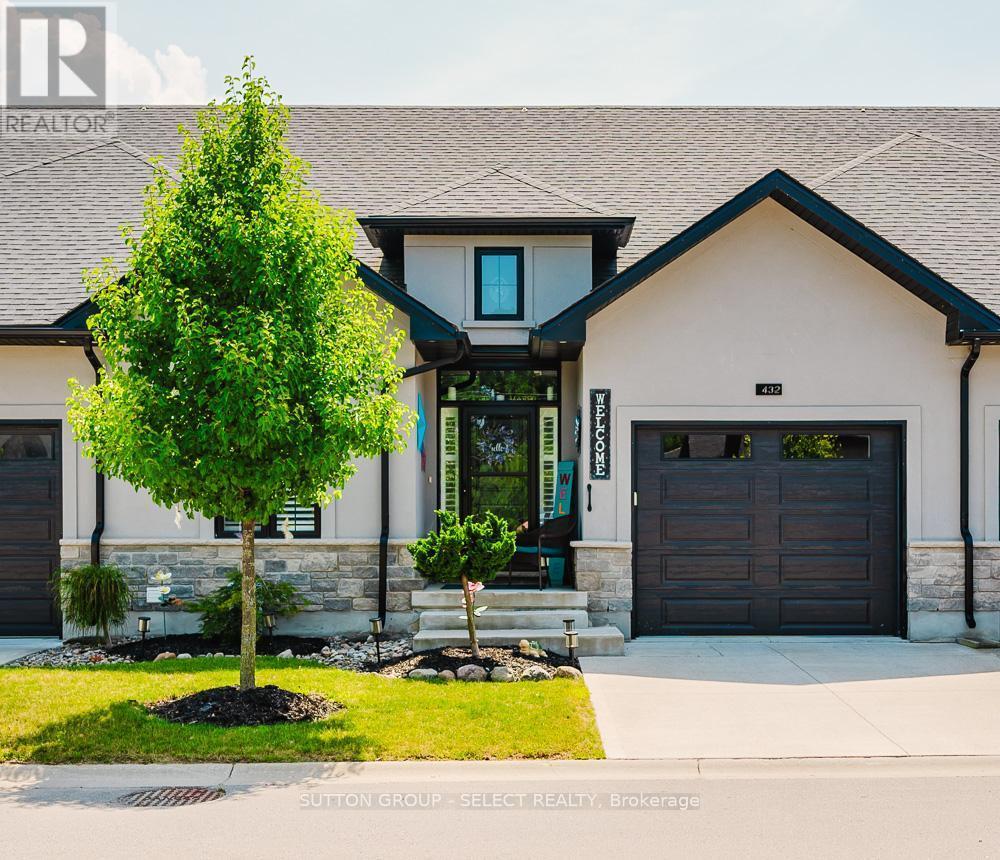 432 - 9861 GLENDON DRIVE, Middlesex Centre (Komoka)