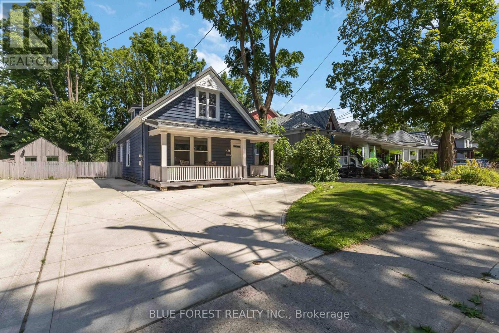 476 EMERY STREET E, London South (South F)