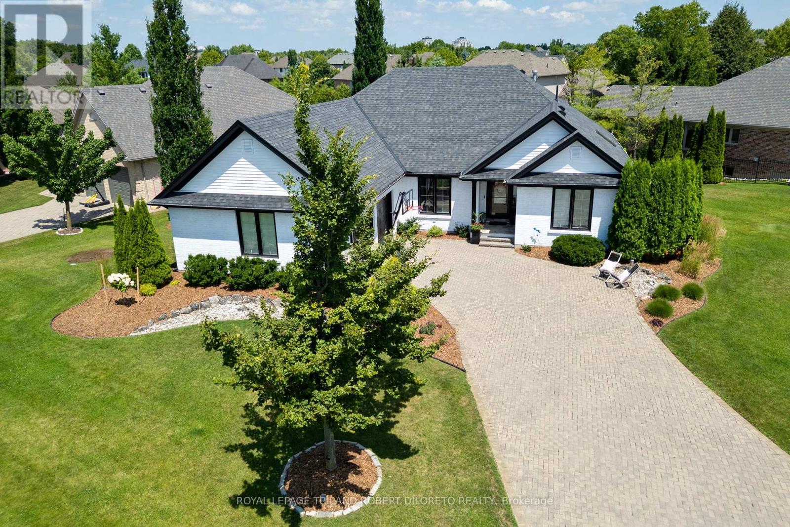477 SUNDANCE PLACE, London North (North R)