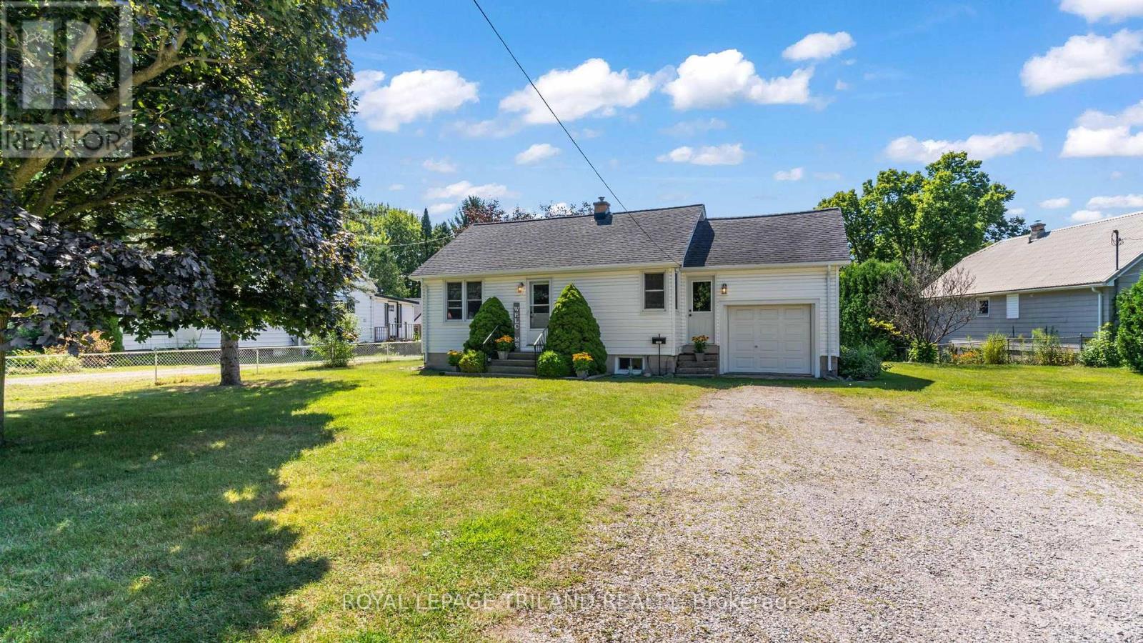 1361 HAMILTON ROAD, London East (East Q)