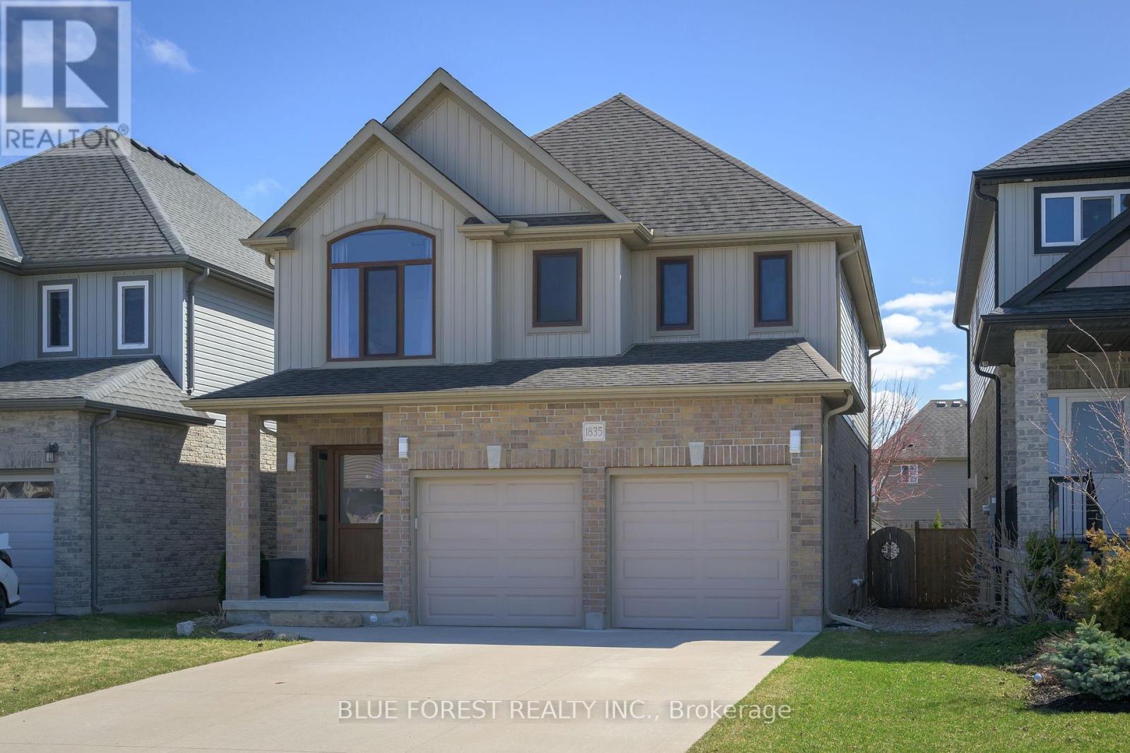 1835 CEDARPARK DRIVE, London North (North D)