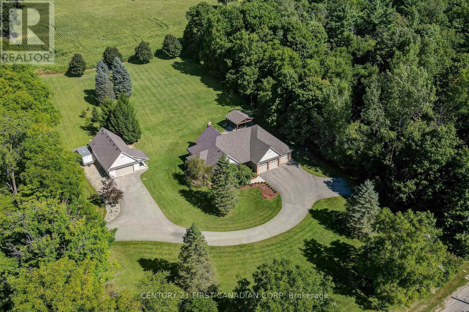 9430 ELVIAGE DRIVE, London South (South B)