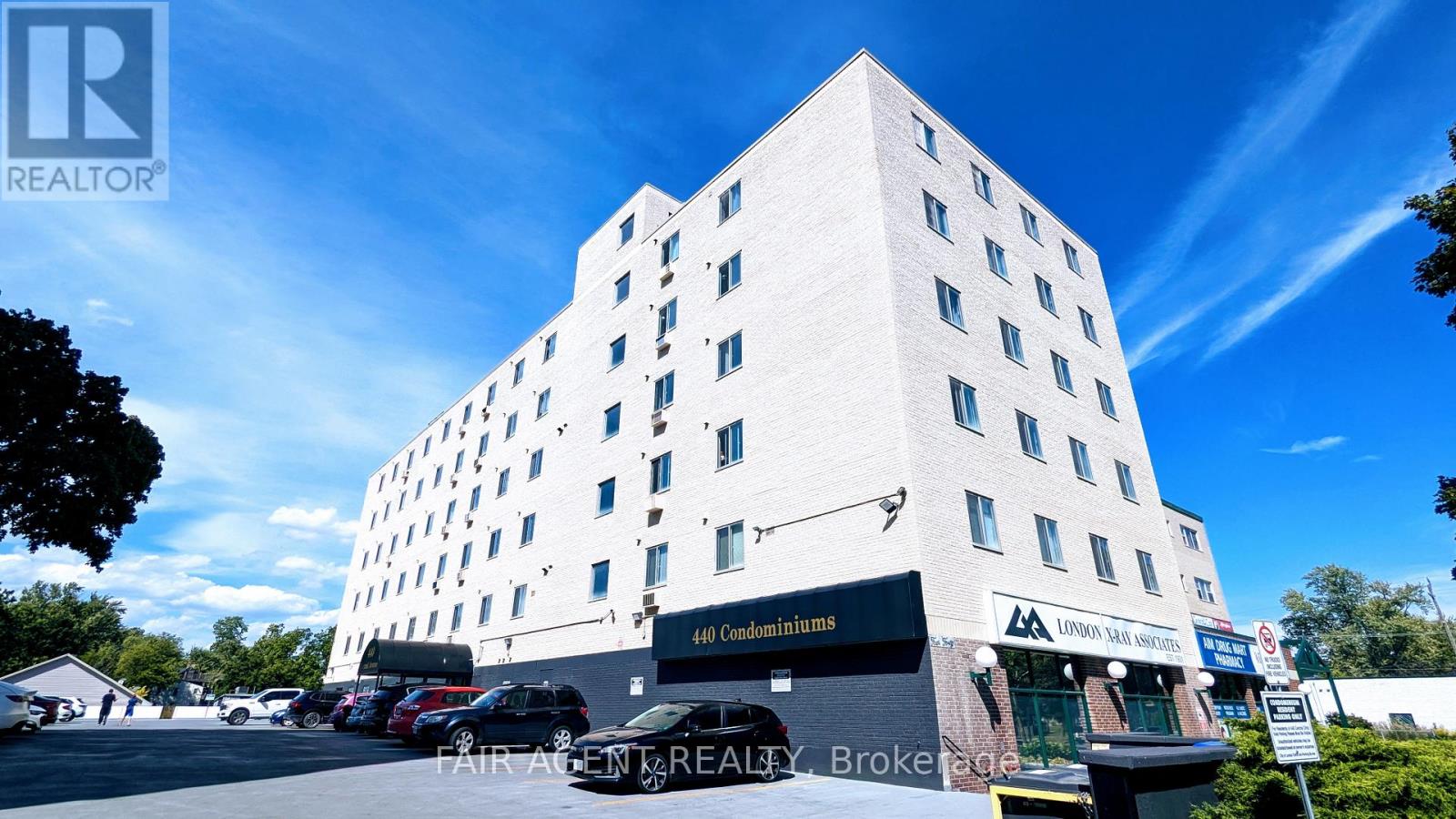 209 - 440 CENTRAL AVENUE, London East (East F)