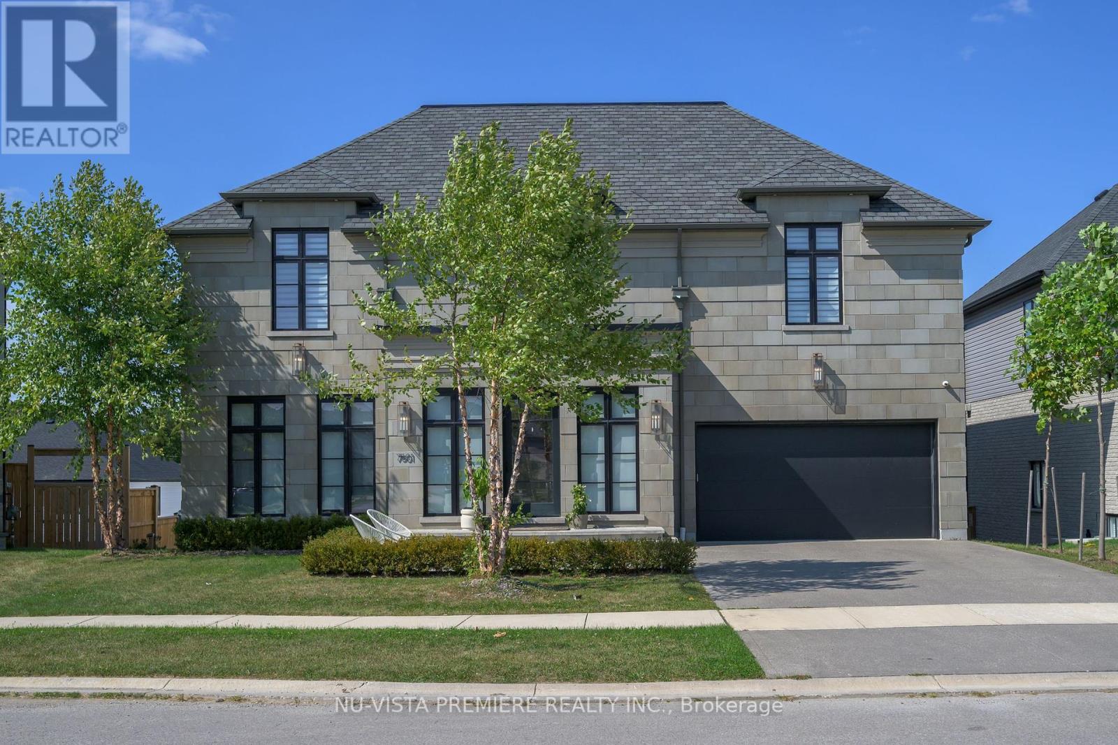 7501 SILVER CREEK CRESCENT, London South (South V)