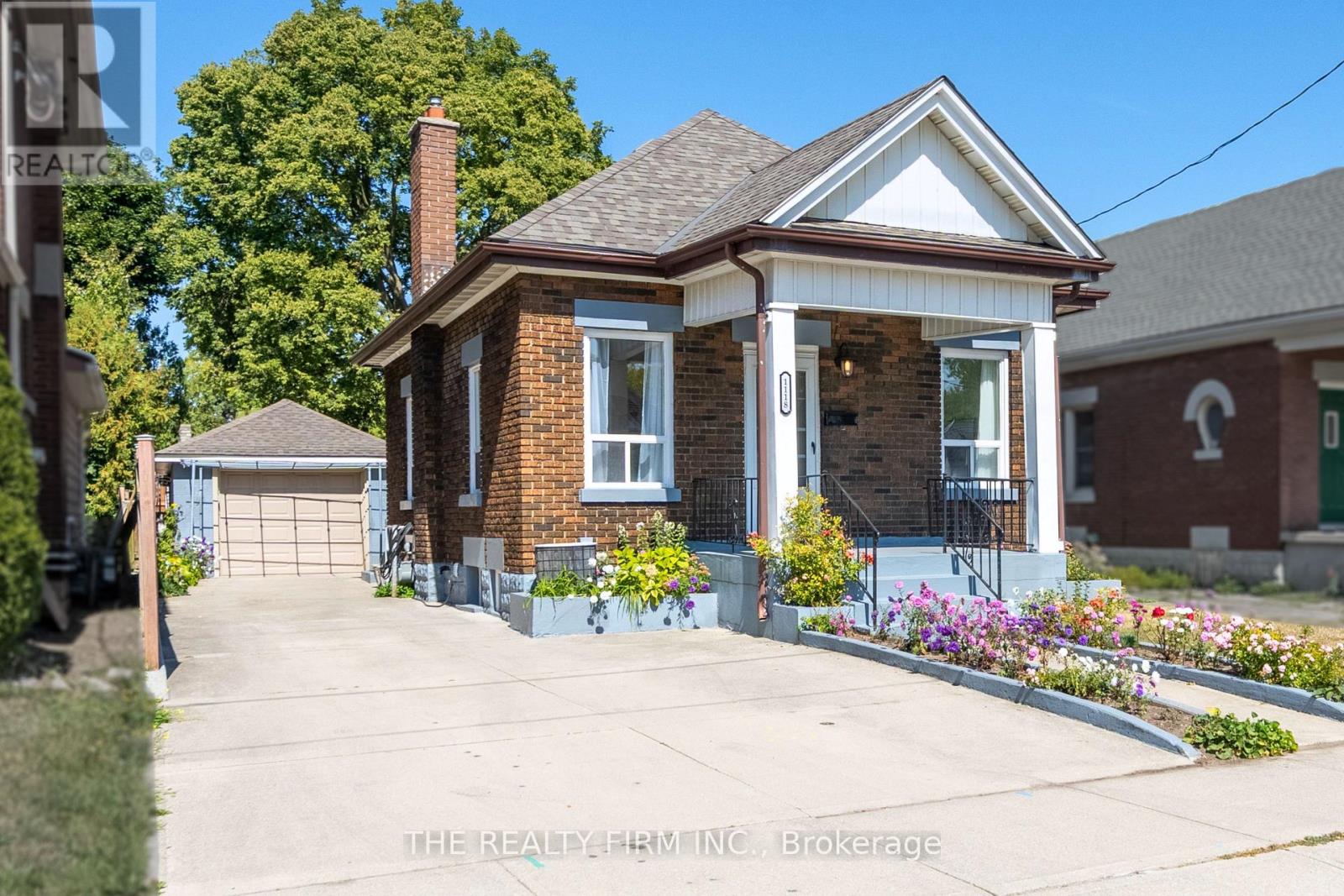 1118 TRAFALGAR STREET, London East (East M)