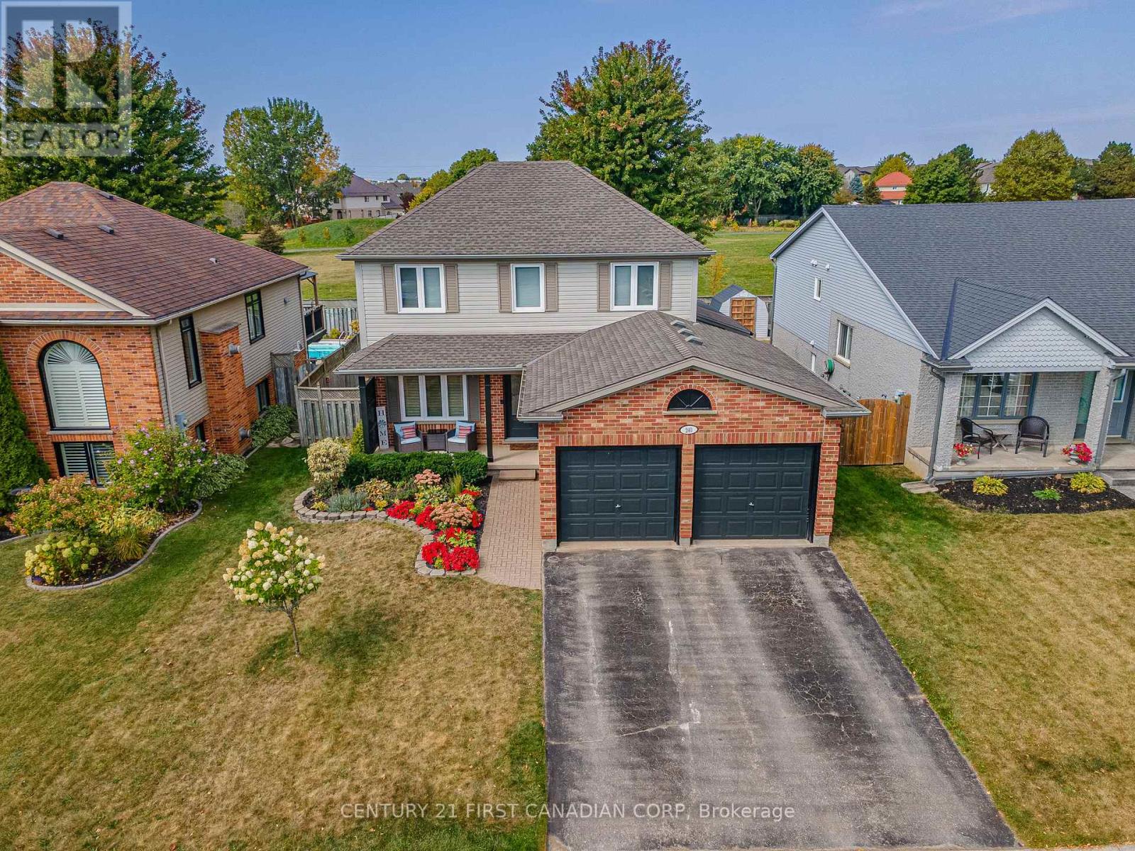 240 ELLERSLIE ROAD, London South (South U)