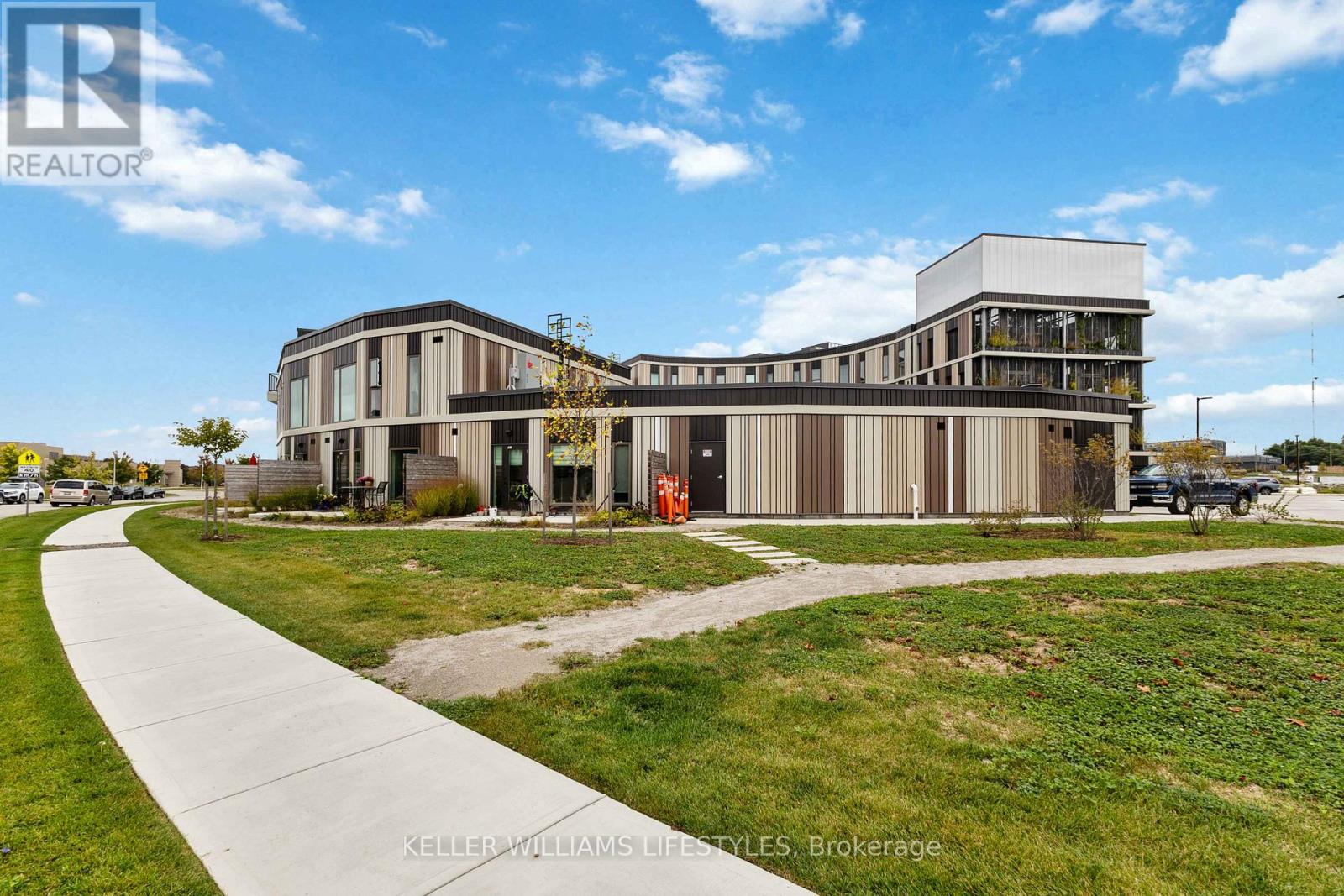 B117 - 2082 LUMEN DRIVE, London South (South A)