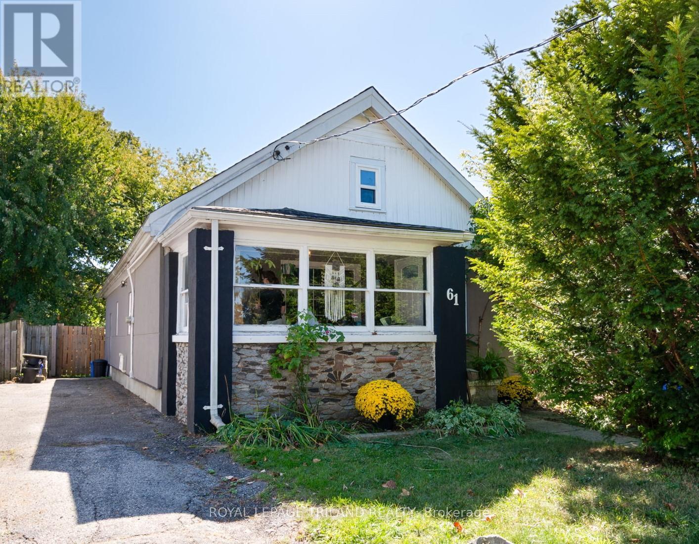 61 BRISCOE STREET W, London South (South E)