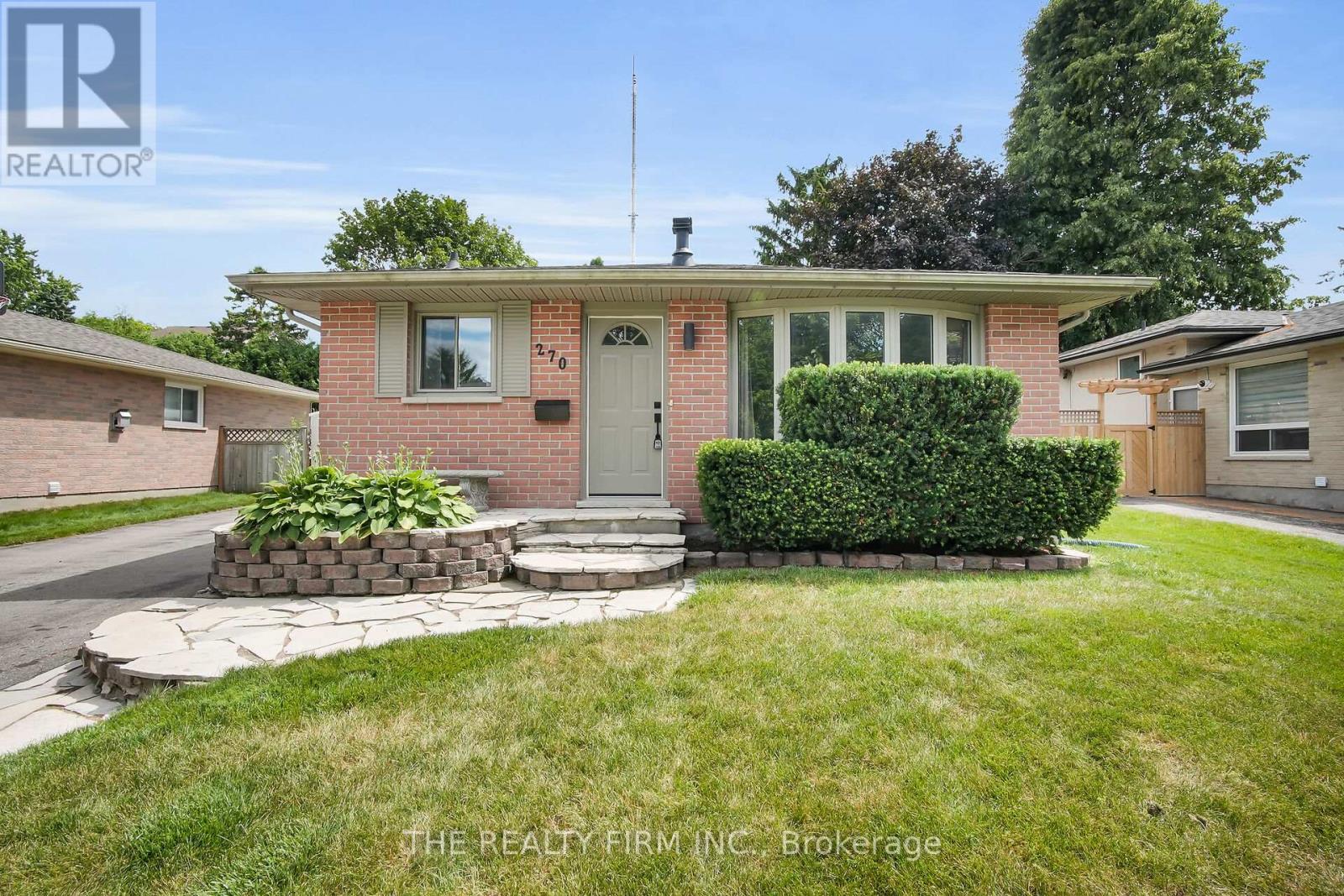270 HIGHVIEW CRESCENT, London South (South O)