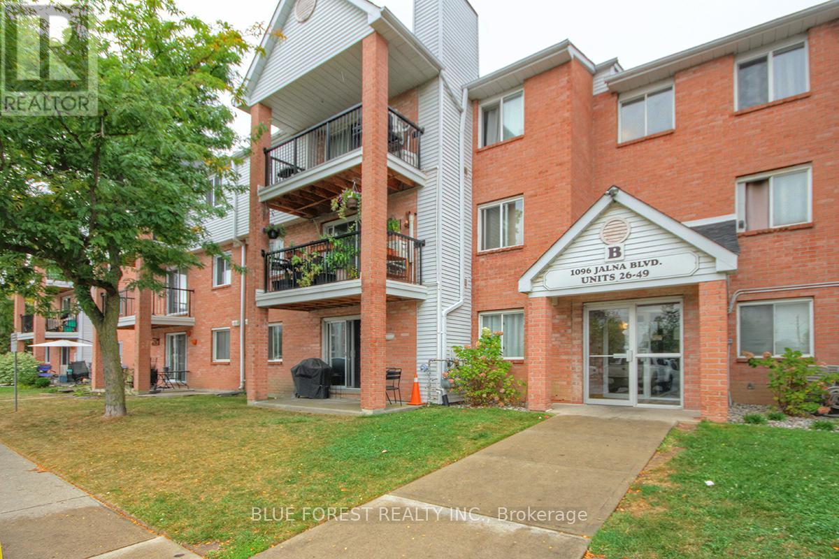 37 - 1096 JALNA BOULEVARD, London South (South X)