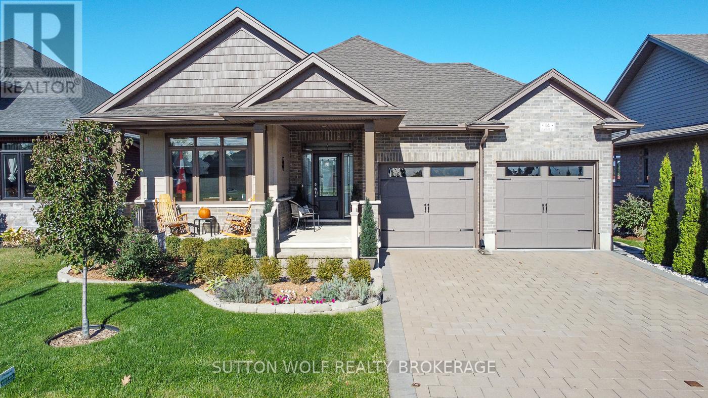 14 ELWOOD STREET, Strathroy-Caradoc (SE)