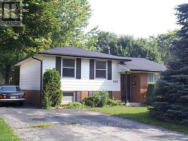 441 RIPPLETON PLACE, London North (North K)