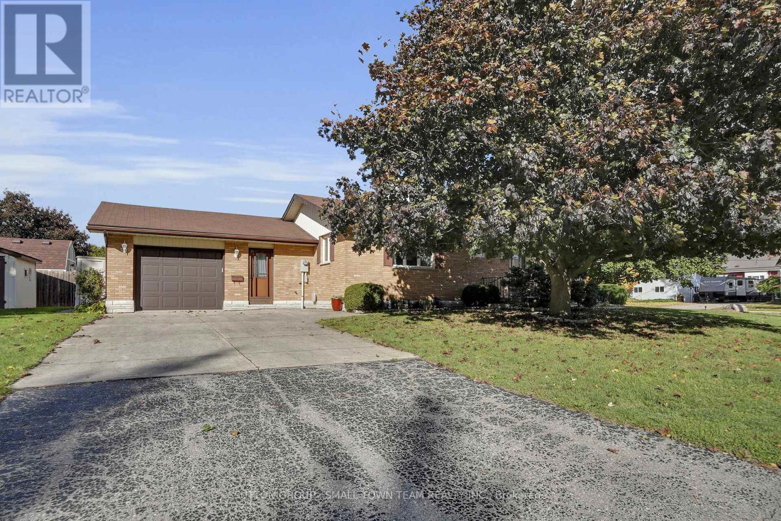 110 JOHN STREET W, South Huron (Exeter)