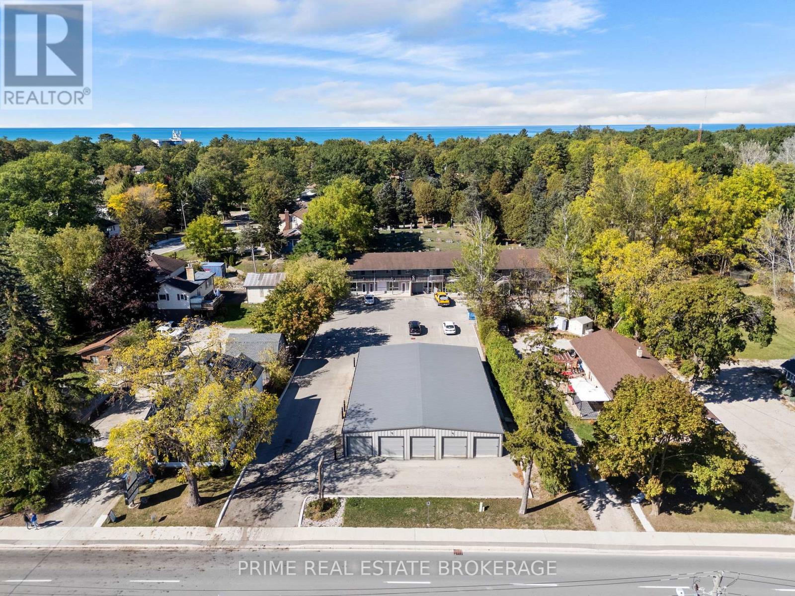 47 ONTARIO STREET N, Lambton Shores (Grand Bend)