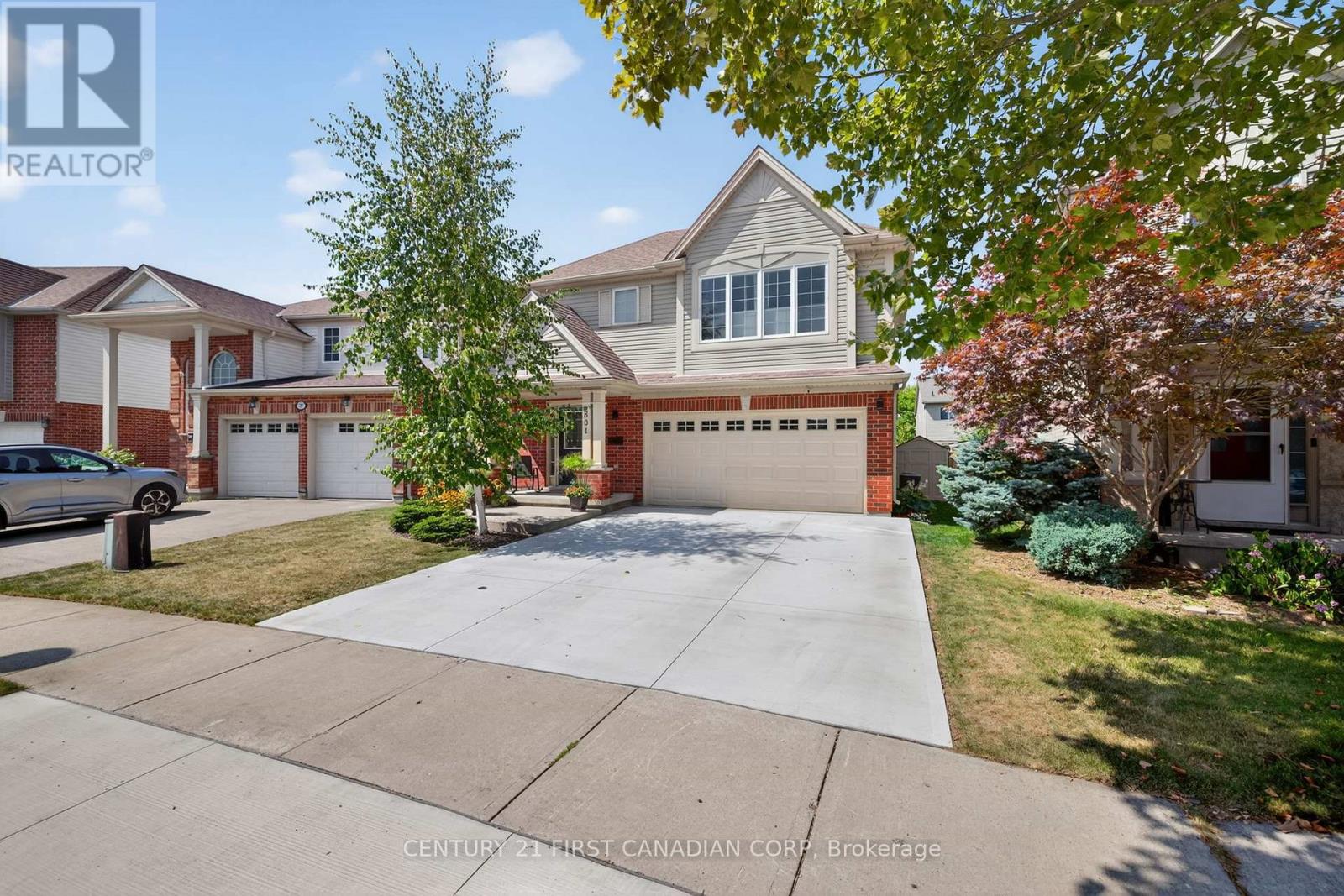 801 NORTH LEAKSDALE CIRCLE, London South (South U)