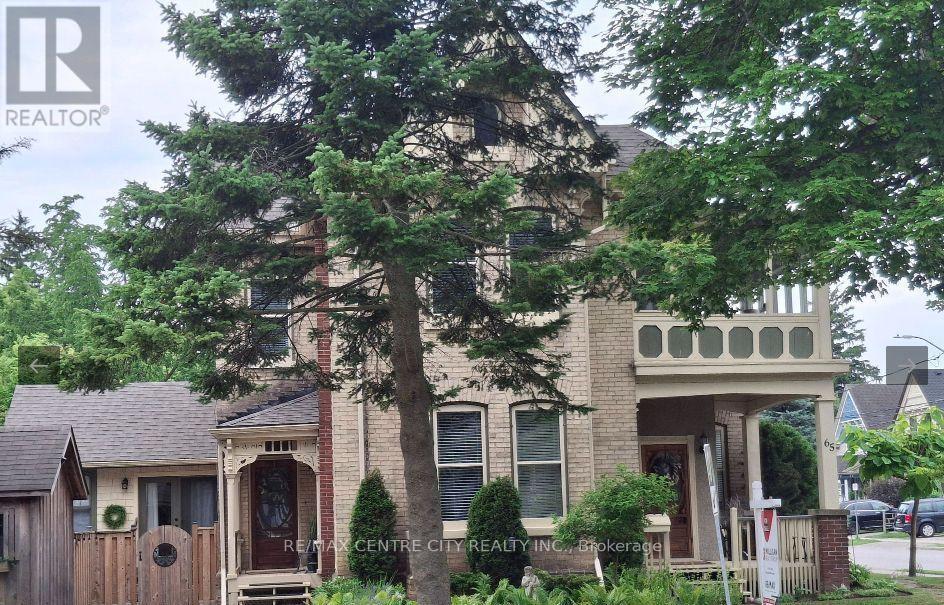 65 BRUCE STREET, London South (South F)