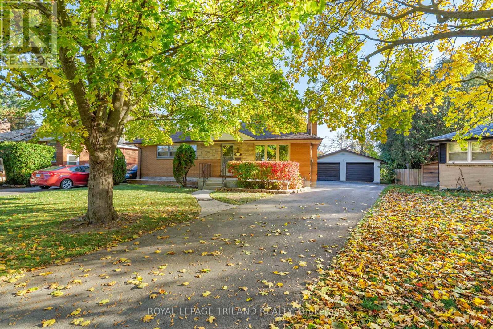 178 KIRKLAND CRESCENT, London East (East H)