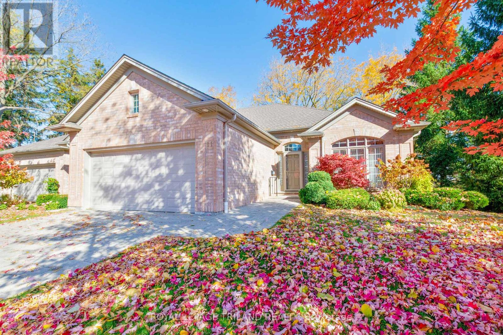 11 - 140 MCGARRELL DRIVE, London North (North R)