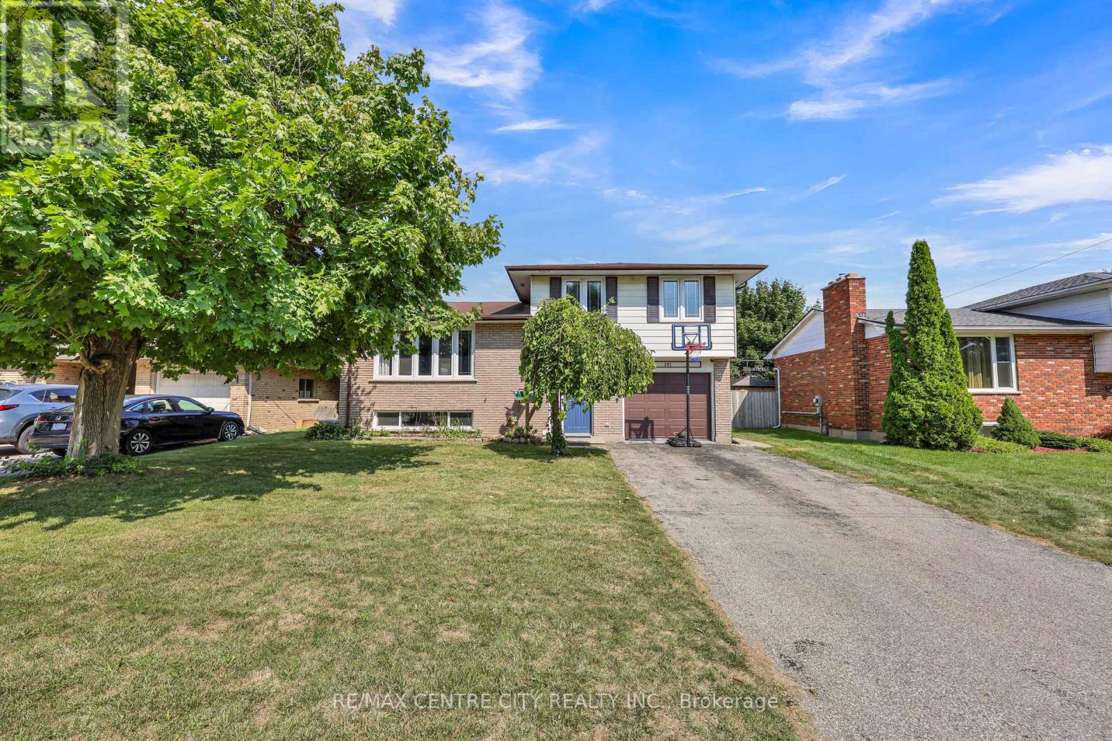 141 ST ANDREW STREET E, Aylmer
