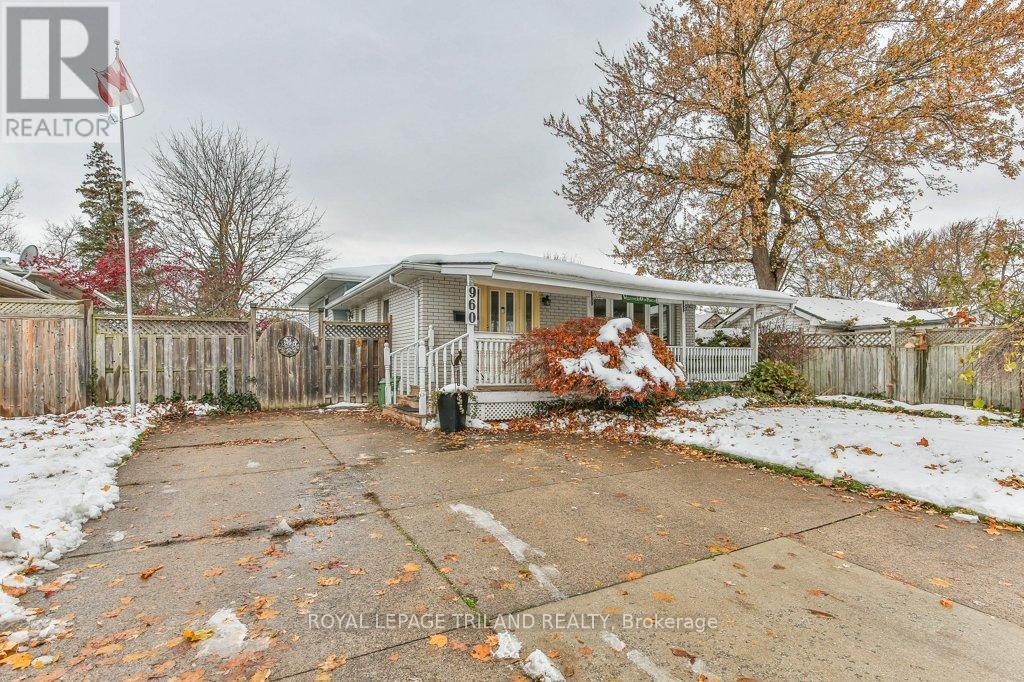 960 OSGOODE DRIVE, London South (South Y)