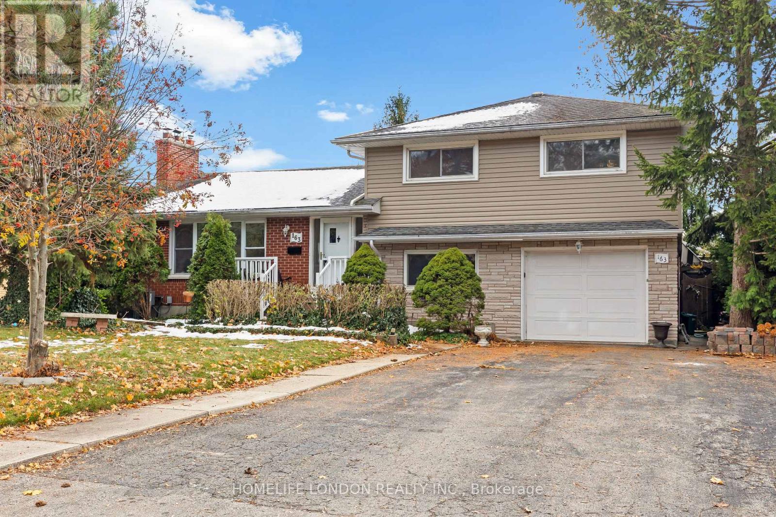 163 CENTRE STREET W, London South (South D)