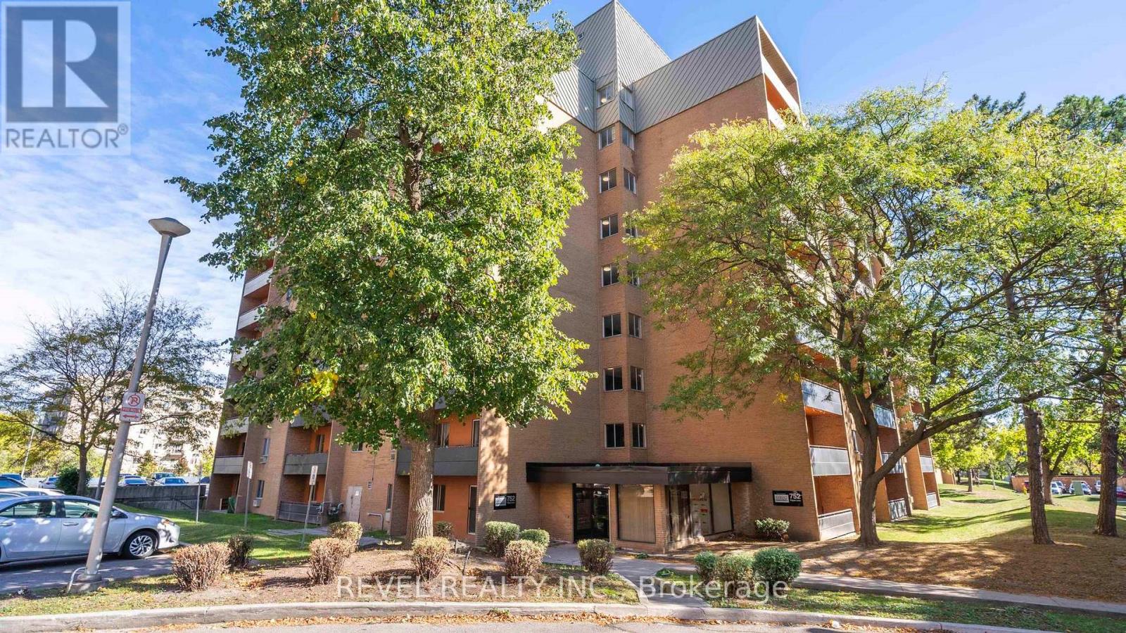 809 - 752 KIPPS LANE, London East (East A)