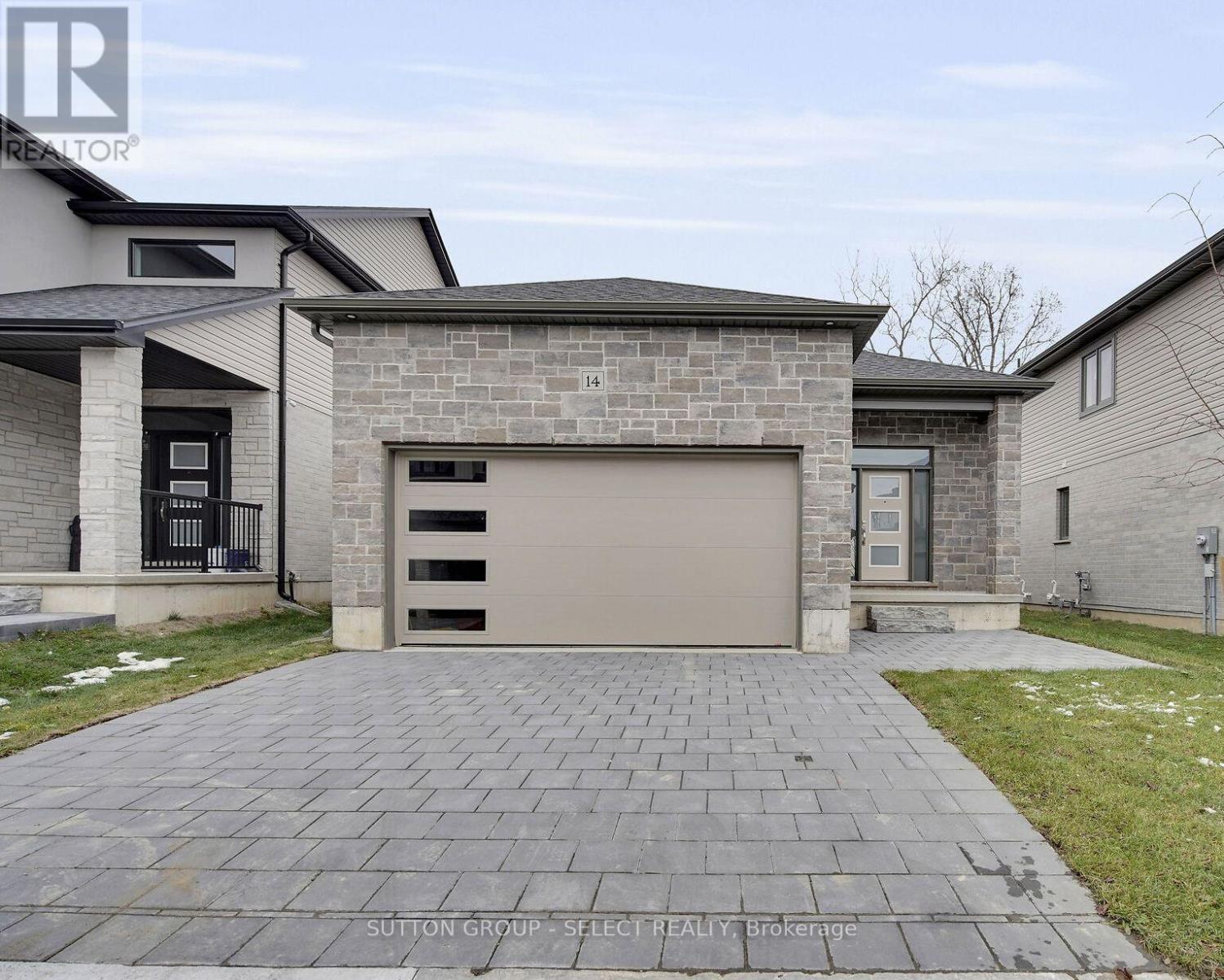 14 - 7966 FALLON DRIVE, Lucan Biddulph (Granton)