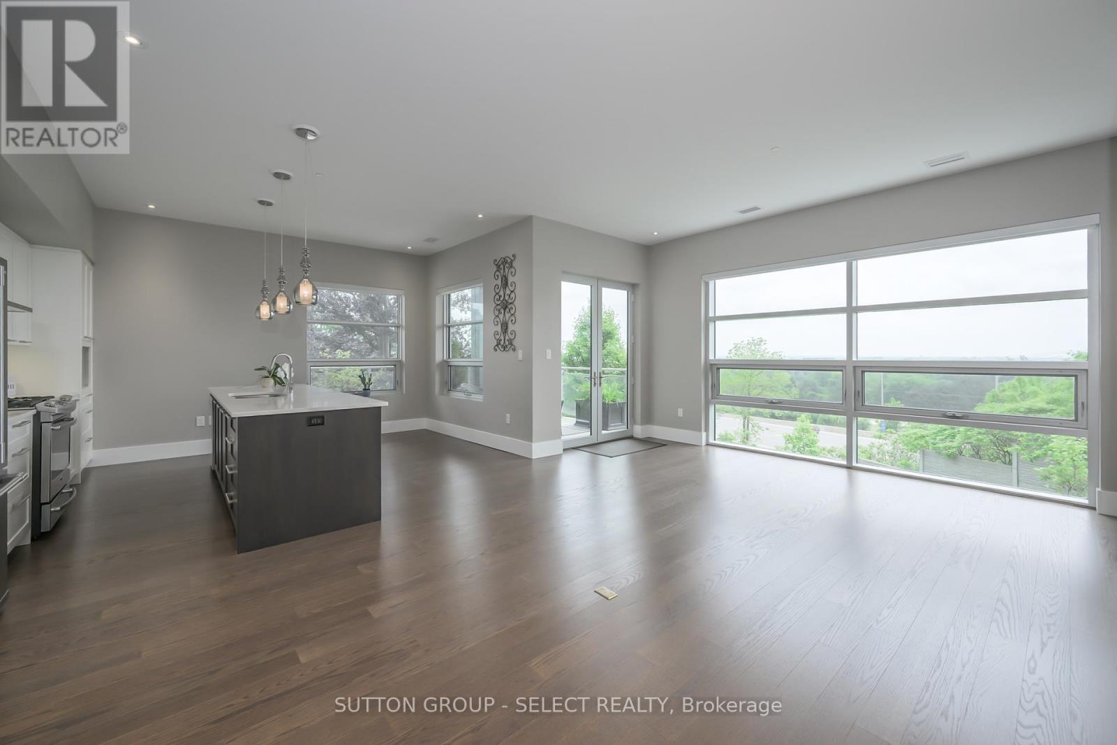 209 - 1705 FIDDLEHEAD PLACE, London North (North R)